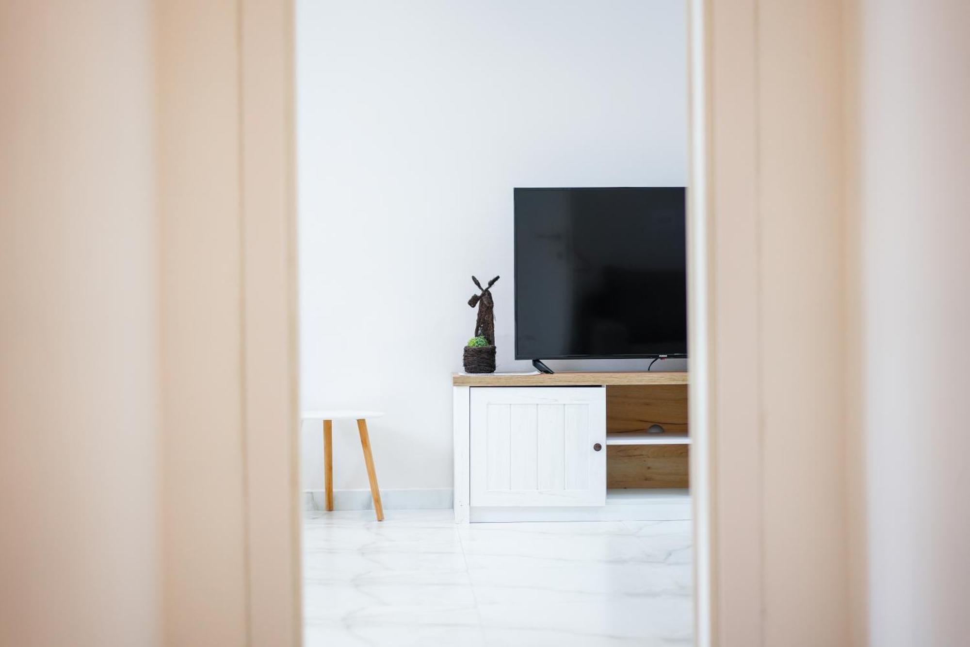 City Center Hideout - Studio Apartment Tirana Extérieur photo