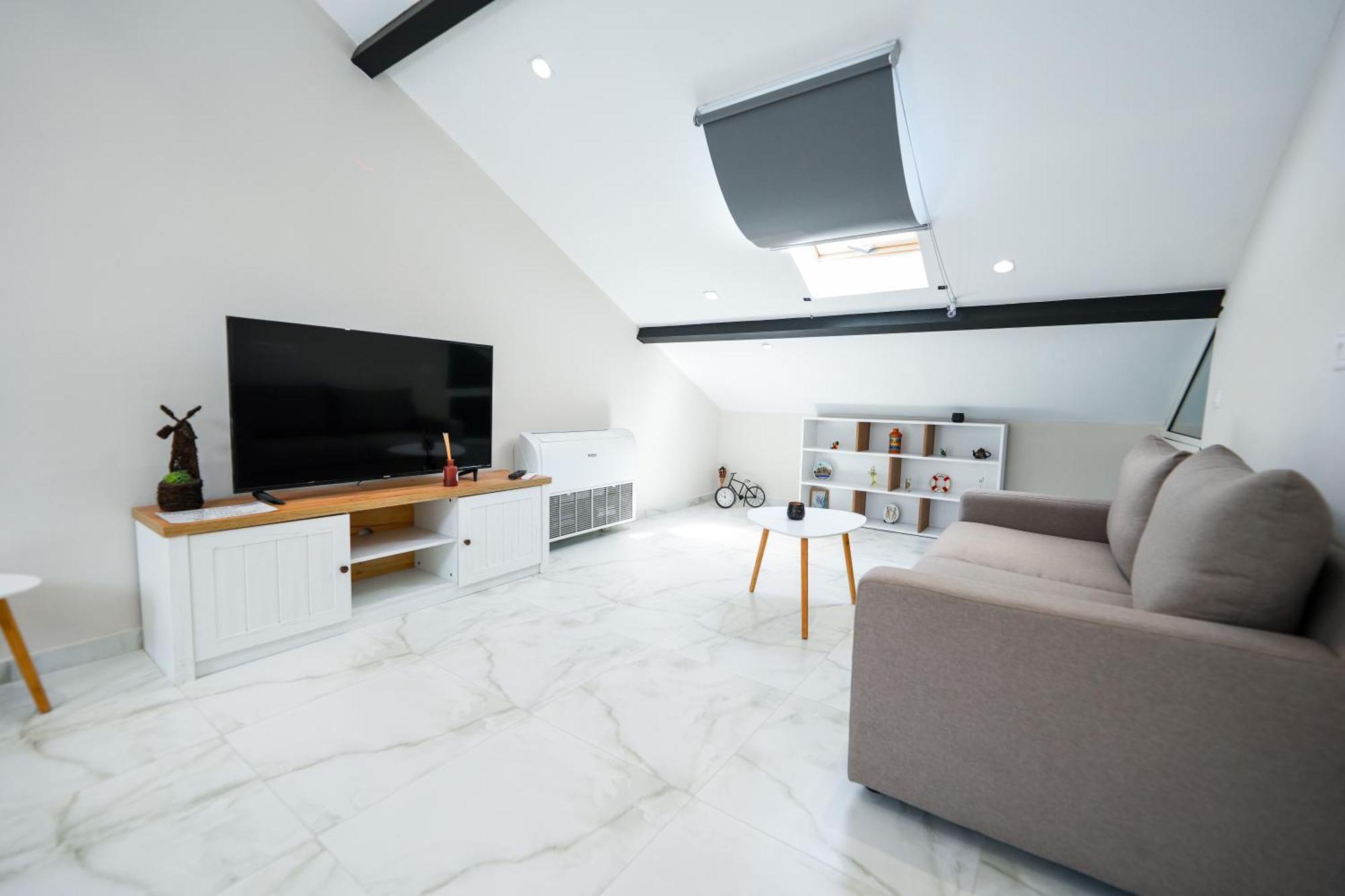 City Center Hideout - Studio Apartment Tirana Extérieur photo