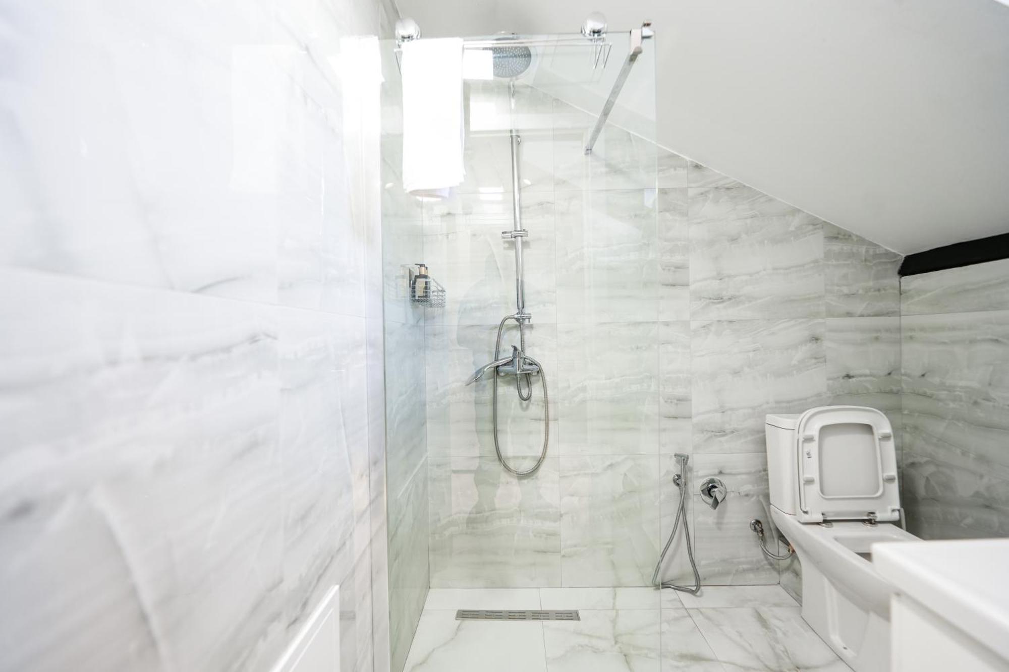 City Center Hideout - Studio Apartment Tirana Extérieur photo