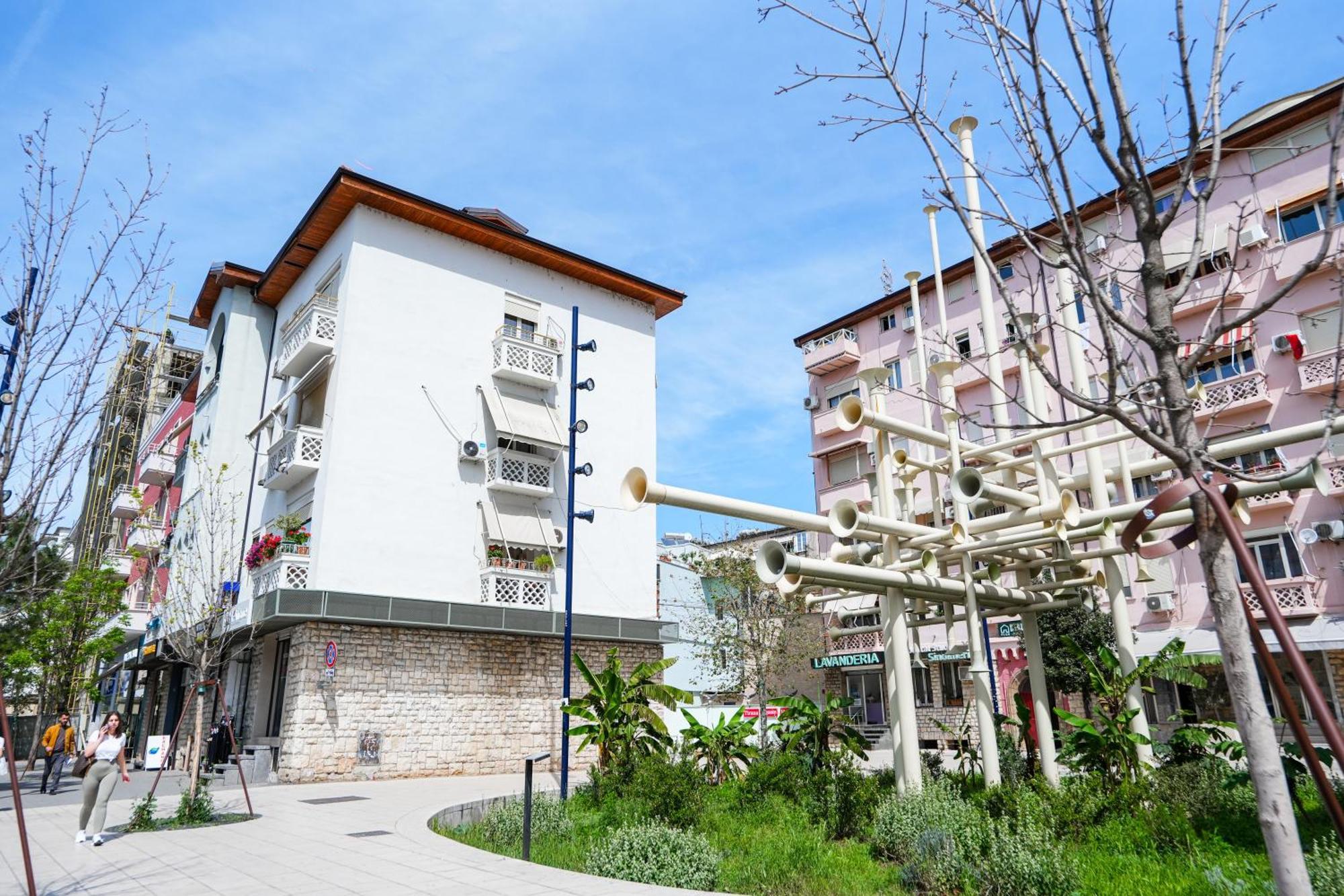 City Center Hideout - Studio Apartment Tirana Extérieur photo